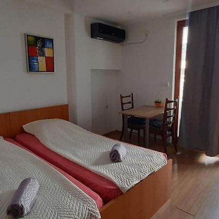 Apartment Riki 3 Near Bus Station Ohrid Kültér fotó