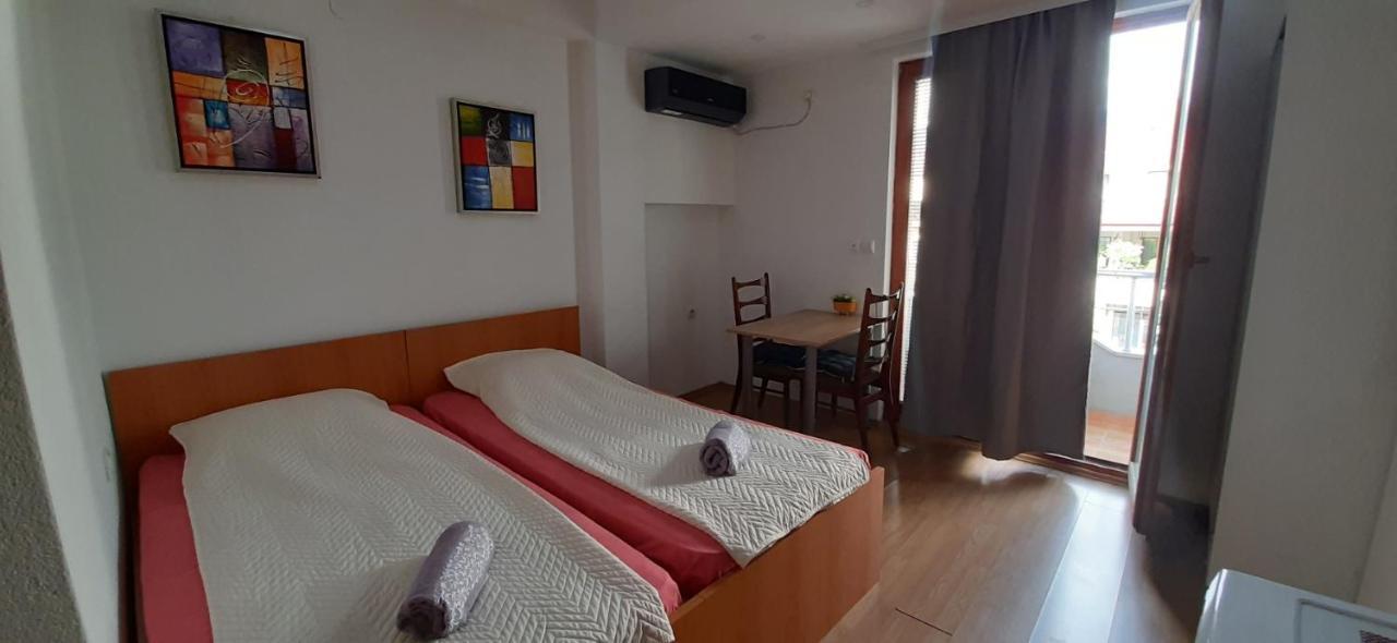 Apartment Riki 3 Near Bus Station Ohrid Kültér fotó